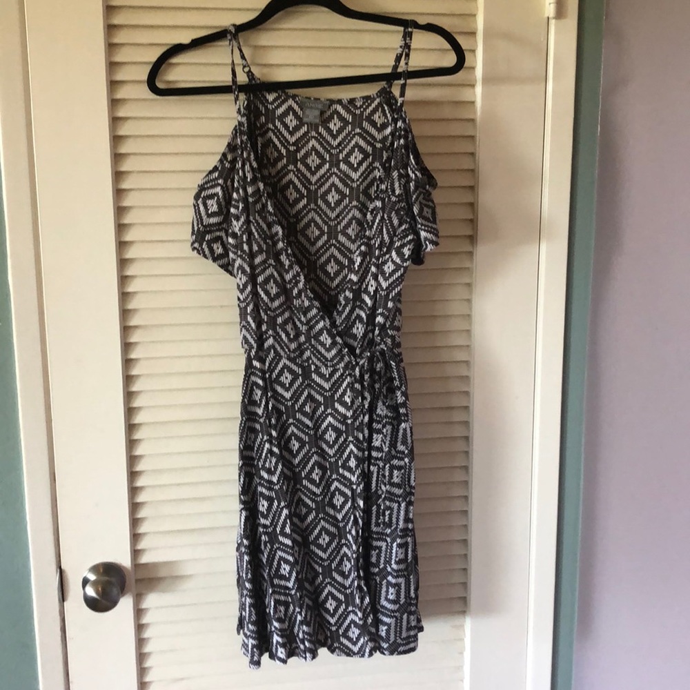 Geo Print Cold Shoulder Wrap Dress